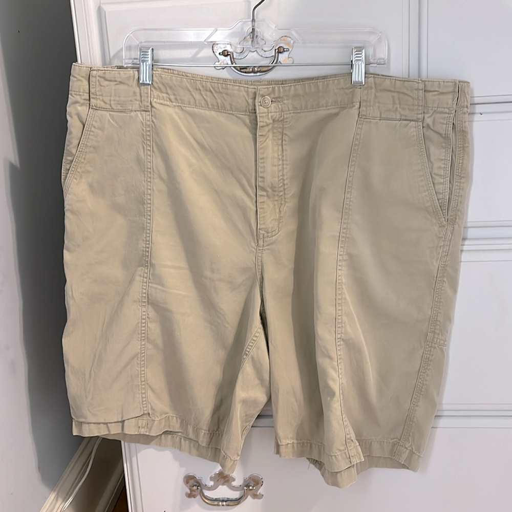Tommy Bahama Khaki Shorts Mens 42 Relaxed Fit